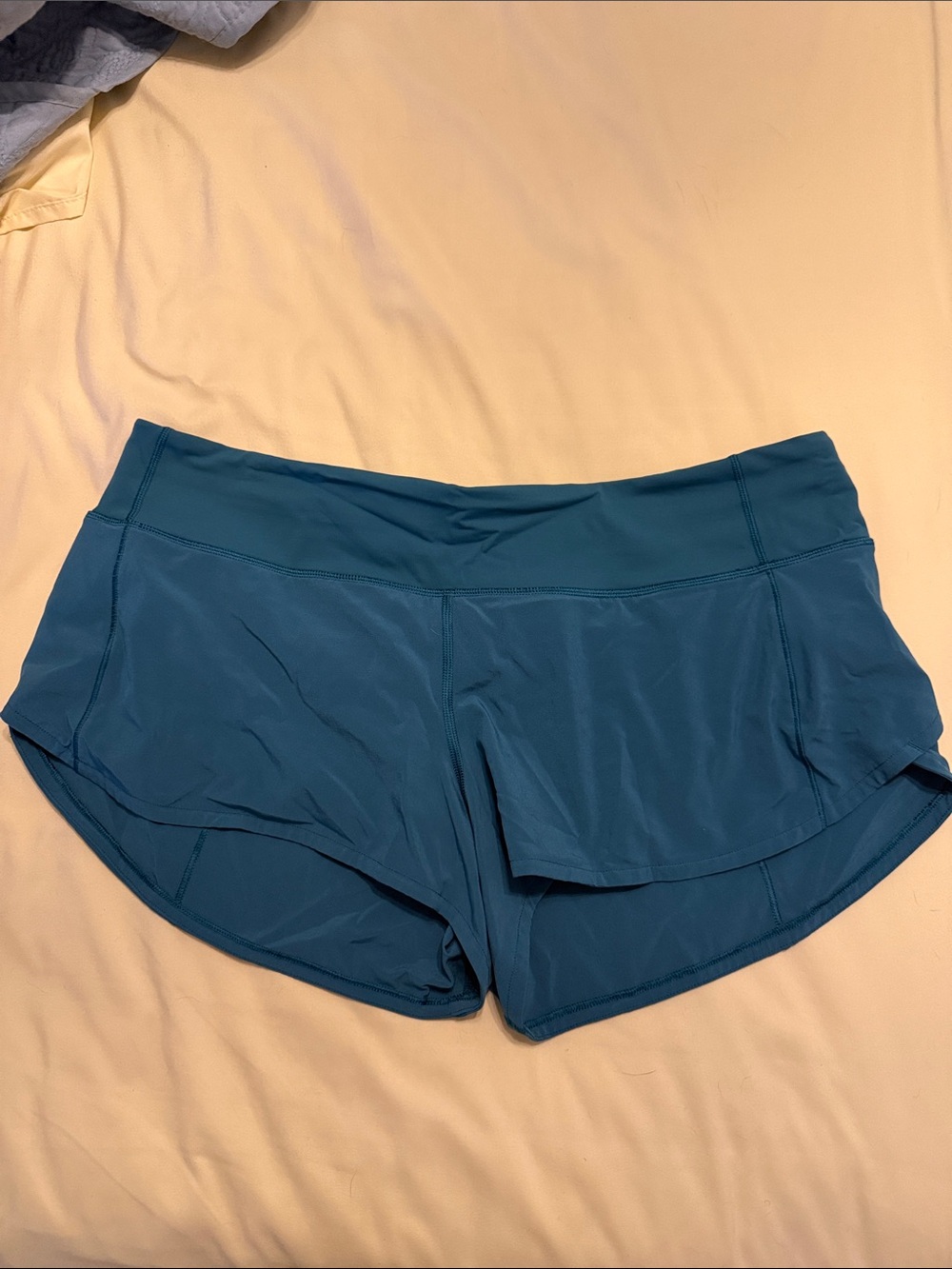 Women’s Lululemon Teal Performance Running Shorts